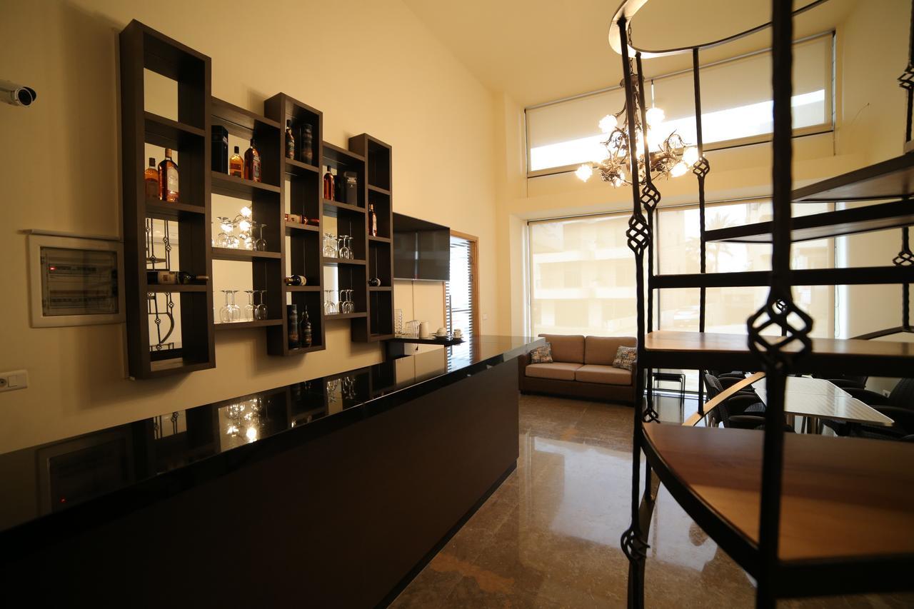 Sea Valley Aparthotel Byblos Esterno foto