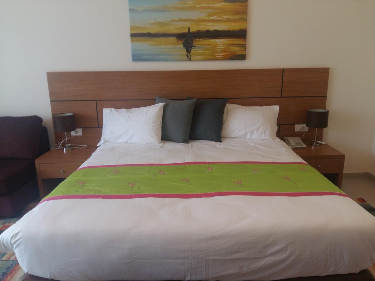 Sea Valley Aparthotel Byblos Esterno foto